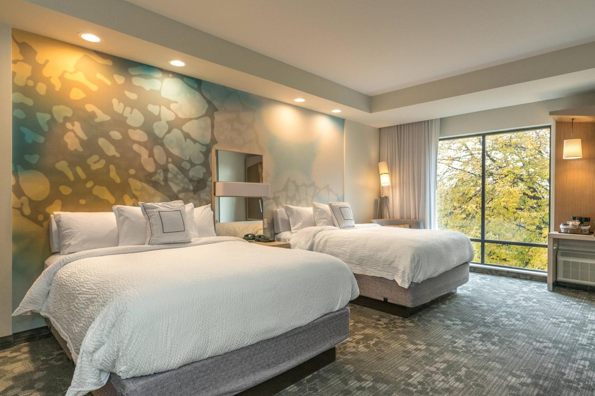 Отель Courtyard By Marriott Вэст спрингфильд Экстерьер фото